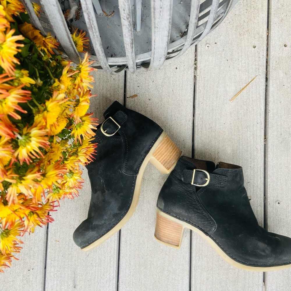 Dansko, heels. Size 9.